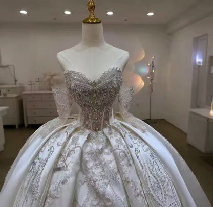Robe de mariée 2-en-1 satin convertible sur mesure – Robe de Luxe de la boutique Lovea Paris
