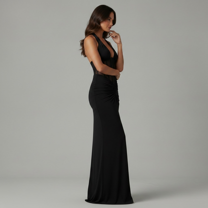 Robe maxi noire moulante décolleté plongeant dos nu – Robe de Luxe de la boutique Lovea Paris