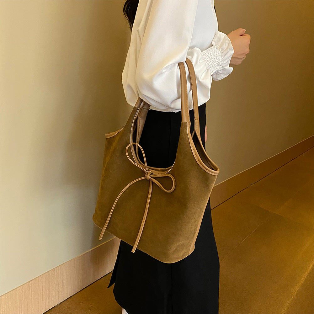 Robe Lily